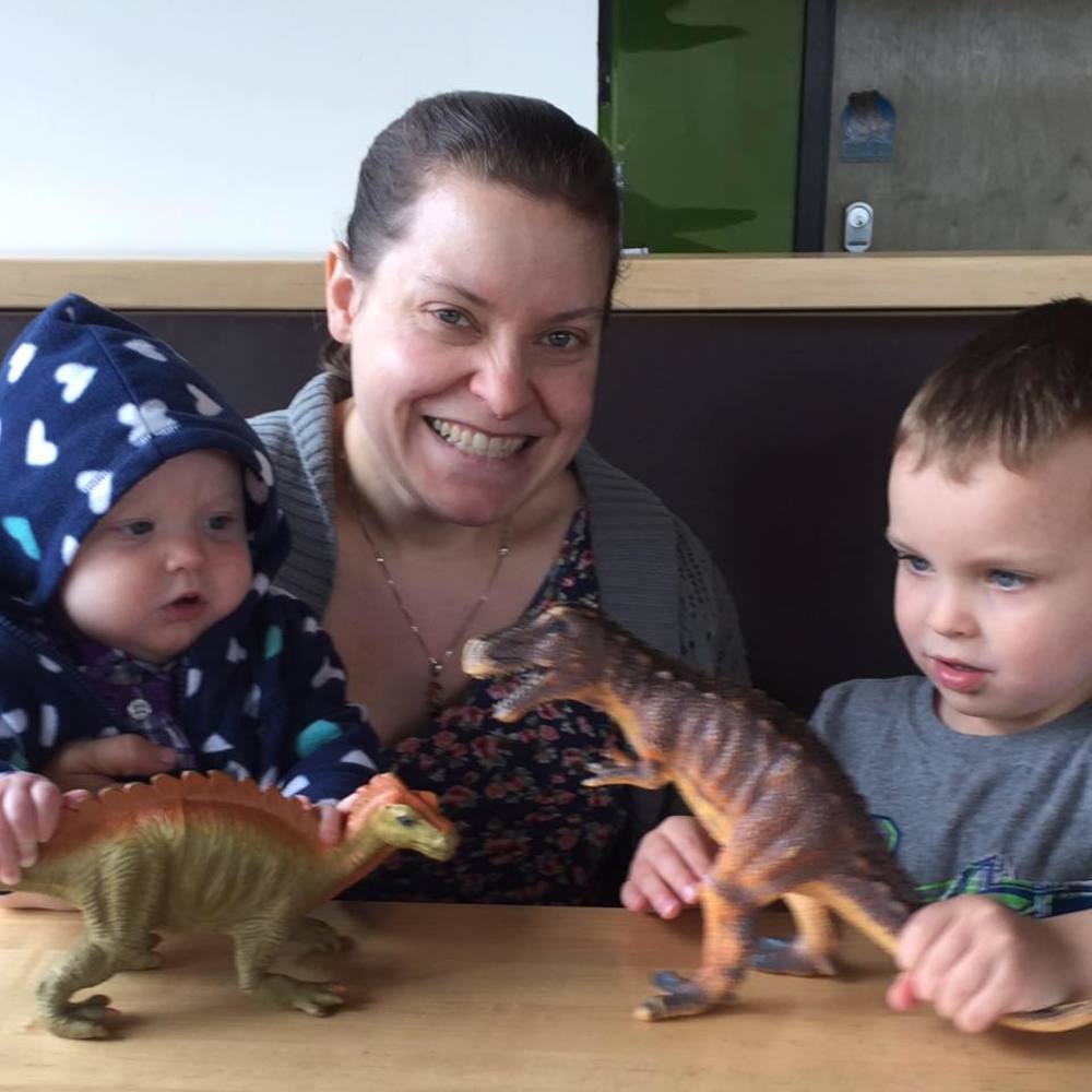 Meet your Posher, Crystal